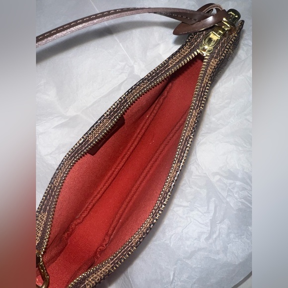 Louis Vuitton Damier Ebene Navona Pochette - Picture 7 of 10